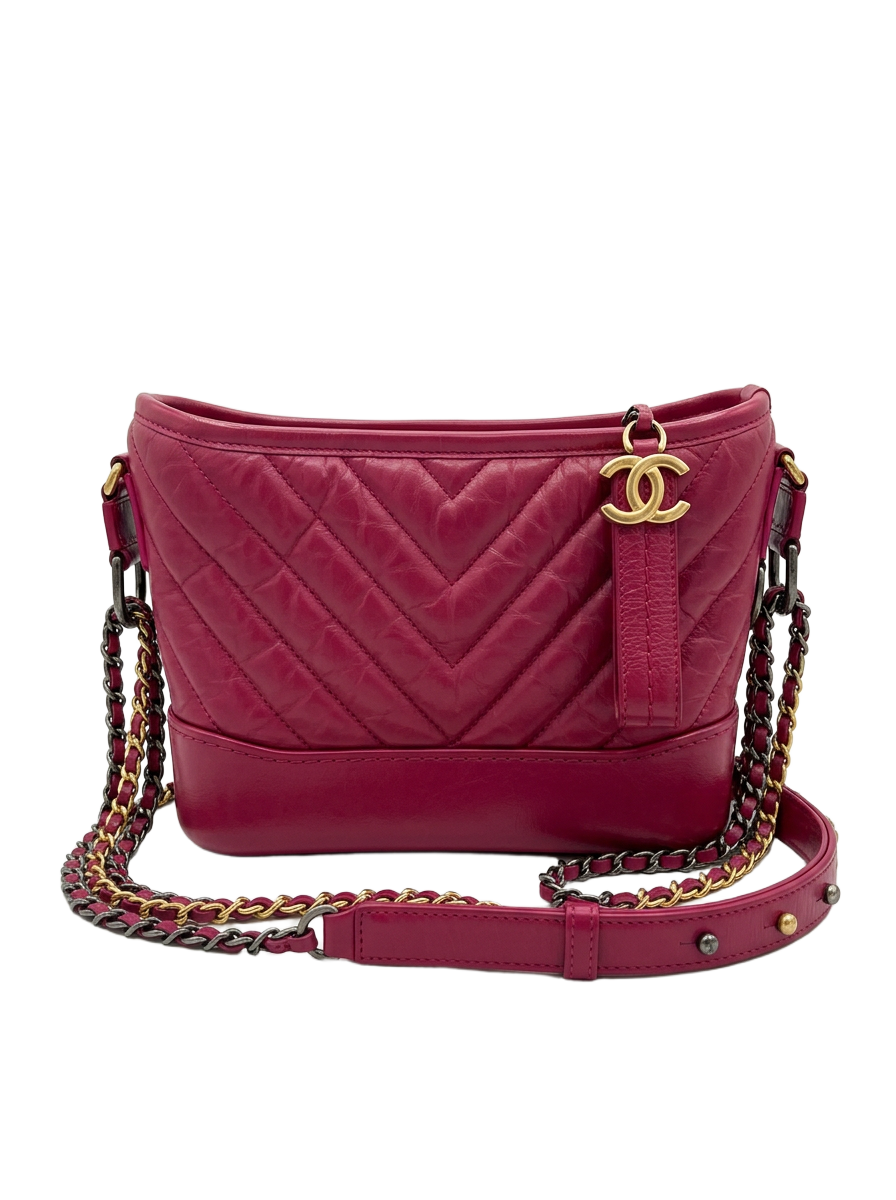 Gabrielle Hobo Small in Fuchsia