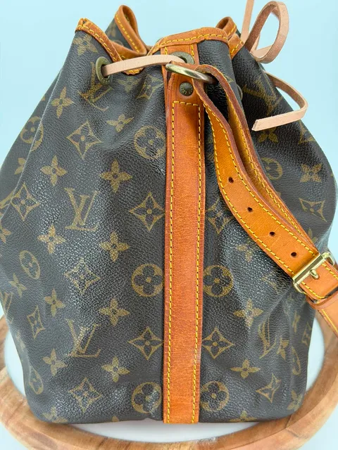 Petit Noé Bucket Bag in Monogram